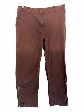 Nine & Co. Cropped Zip-Hem Pants in Chestnut Brown
